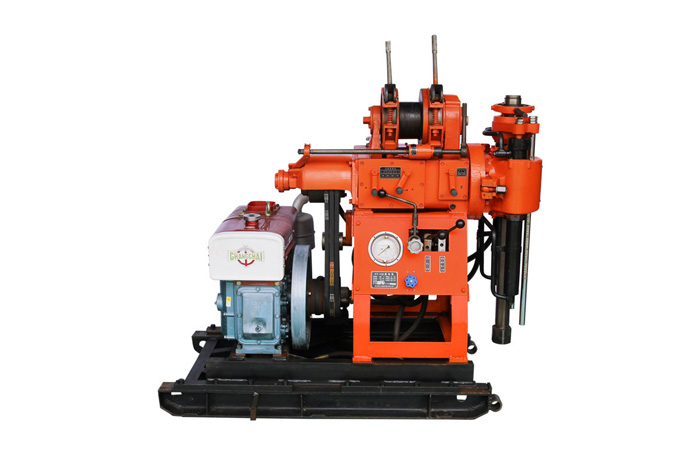 立軸鉆機(jī)圖 <a href=/vertical-shaft.html target='_blank'>立軸鉆機(jī)</a>圖