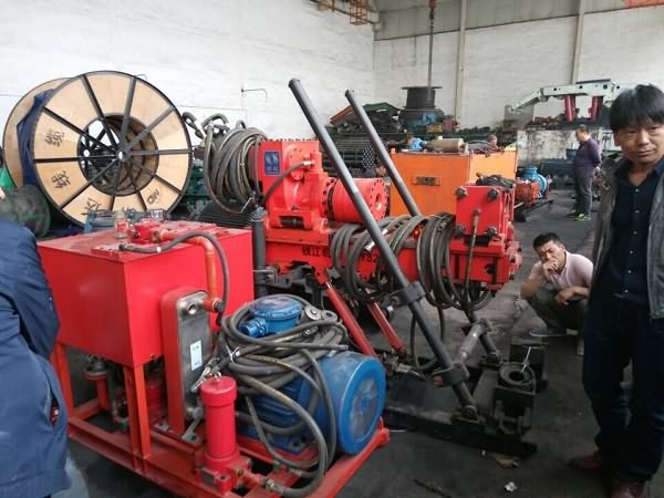 全液壓鉆機培訓(xùn)現(xiàn)場 全液壓鉆機培訓(xùn)現(xiàn)場