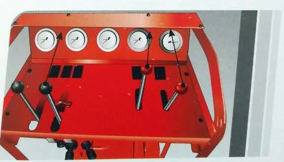 <a href=http://m.contax.com.cn/product/products-3-51.html target='_blank'>ZDY3200S</a>鉆機(jī)下鉆示意圖